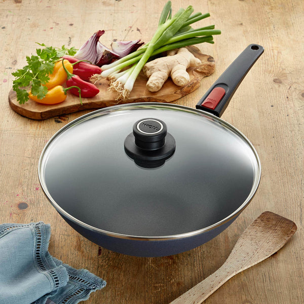 Woll - Diamond Lite Pro Nonstick Stir Fry Wok